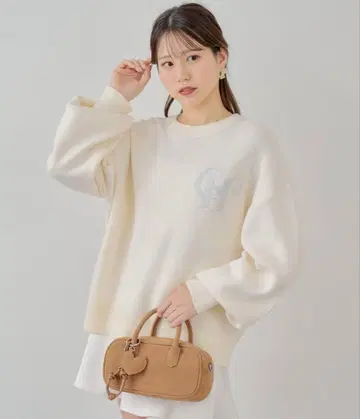 chico 와펜 맨투맨 니트