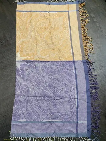페이즐리 무늬 스톨 보라색과 옐로우 컬러