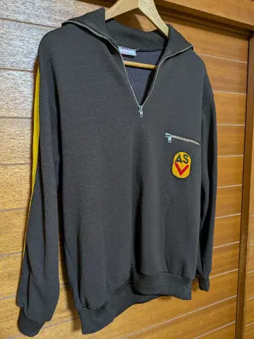 새상품급 80s 구 동독군 트랙 자켓 하프 지퍼 브라운