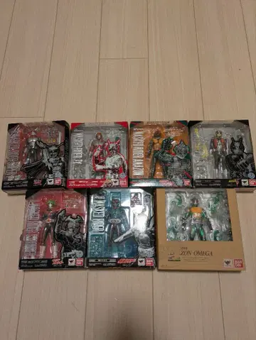 SHFiguarts 가면라이더 피규어 세트