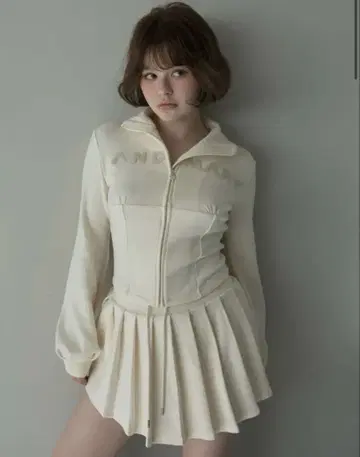 andmary 레이스 로고 세트업 아이보리