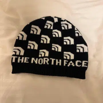 THE NORTH FACE 니트 모자 블랙/화이트