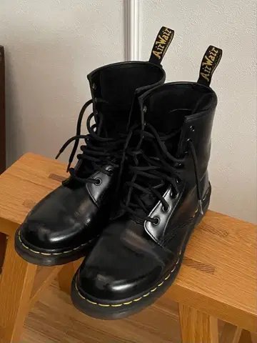 닥터마틴 부츠 8홀