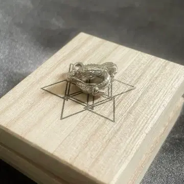 기베온 운석 용 순은 펜던트