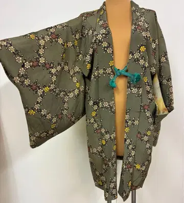 앤티크 긴 겉옷 꽃무늬 기모노 레트로