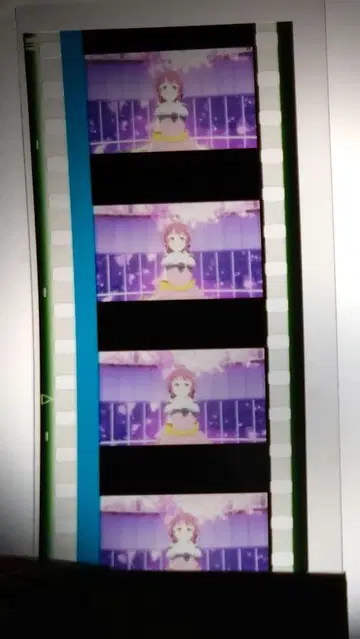 영화 특전 필름 조각 테나와지 리나