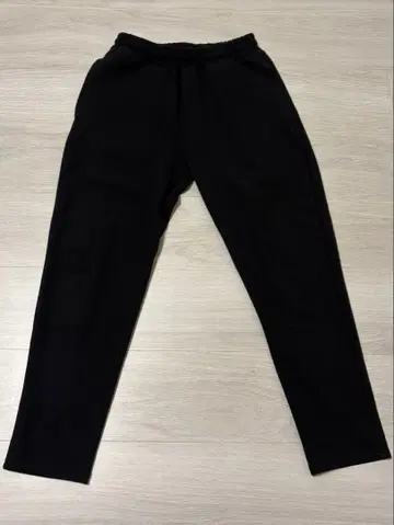 블랙 스웨트 팬츠 M 사이즈