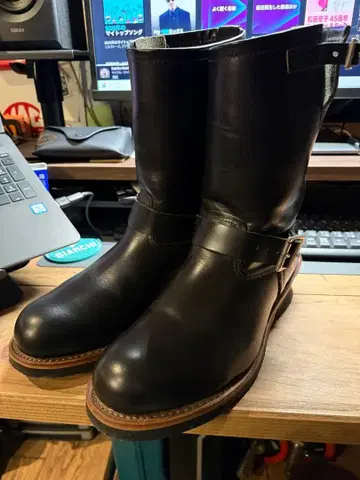 레드윙 엔지니어 부츠 28