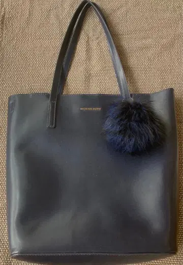 마이클코어스 토트백 새상품급