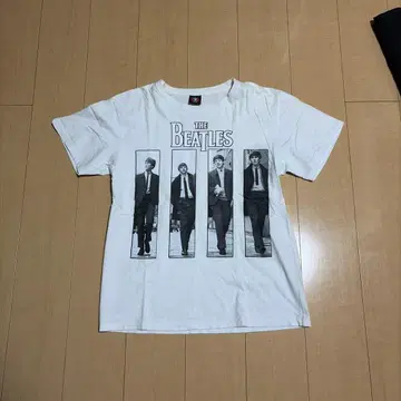 THE BEATLES 화이트 T셔츠