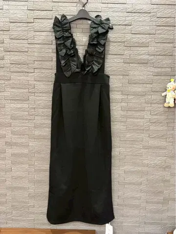 프레네 프릴 숄더 점프 스커트 블랙 롱