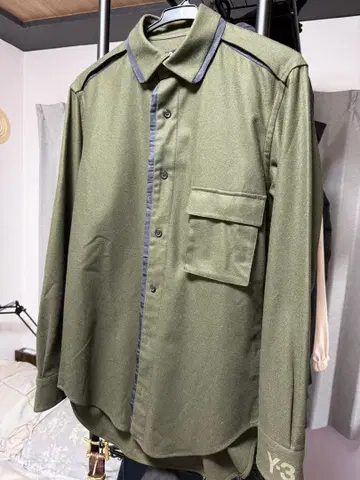 Y-3 올리브 그린 긴팔 셔츠