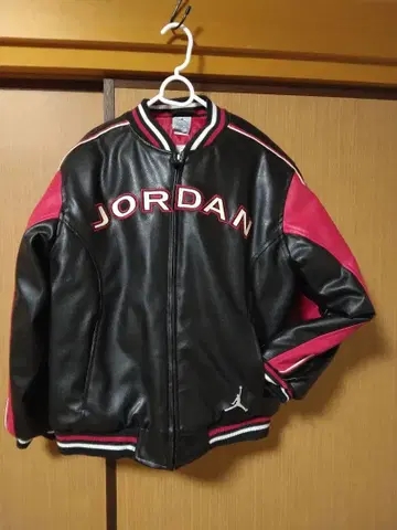 조던 페이크 레더 자켓 가죽 자켓풍