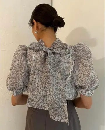 SNIDEL 오간자 블라우스 반팔