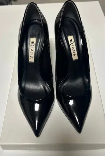 [새상품급] 다이애나 블랙 하이힐 스틸레토