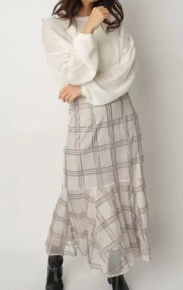 리랜드트루 도트 체크 샤샤 스커트