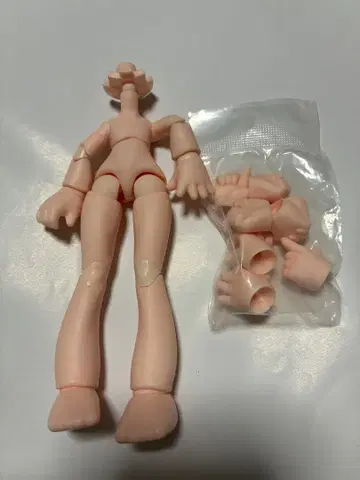 루나에게 바치는 바디 손 부품 포함