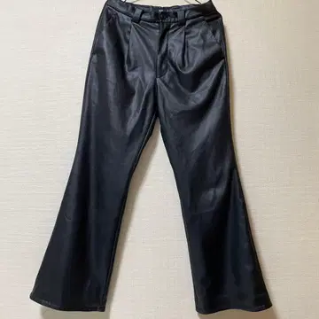 HARE 가죽 플레어 팬츠