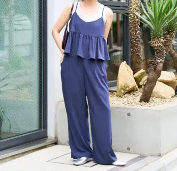 FREAKS STORE 네이비 프릴 오버롤