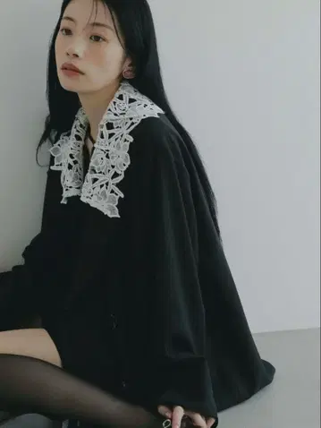 LAGUNAMOON 레이스 탈부착 칼라 자켓