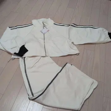 Cheri mi 더블 라인 셋업 새상품