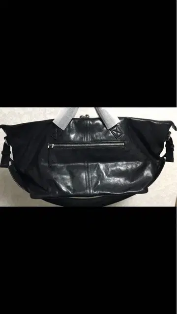 PRY Leather Front Zip Travel Bag