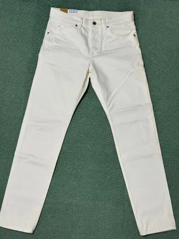 미사용 새상품 30인치 뷰티 앤 유스 화이트 팬츠