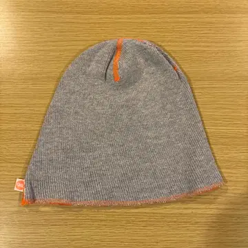 GOOD ENOUGH 리버서블 비니