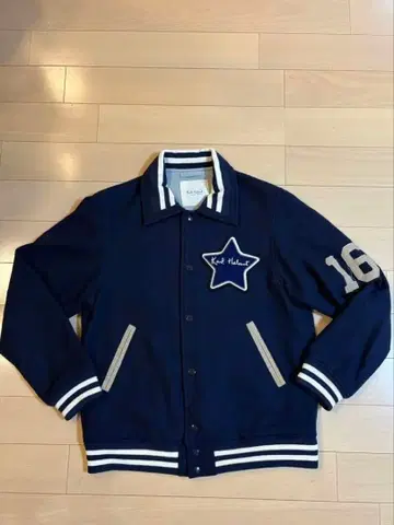 칼 헬무트 와펜 바시티 자켓