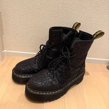 닥터마틴 해외 모델