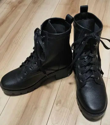 가죽풍 워크 부츠 블랙 24cm