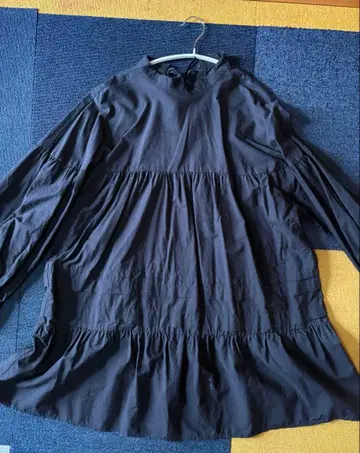 LOWRYS FARM 블랙 원피스