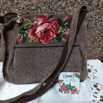 FEILER 플라워 자수 숄더백