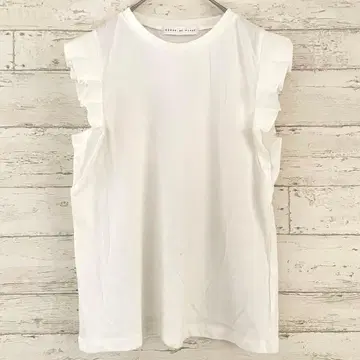 센스 오브 플레이스 바이 어반 리서치 슬리브리스 티셔츠 [ F ] 프릴