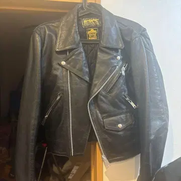 Lewis Leathers 더블 라이더 자켓 42