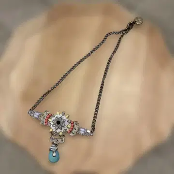 joujou 플라워 플레이트 목걸이