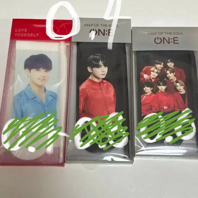 싹다 4천원!!!!)) 방탄굿즈 정국 단체 럽셀콘 맵솔온 미니플래그