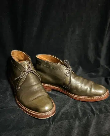 UNITED ARROWS Alden 가죽 처카 부츠