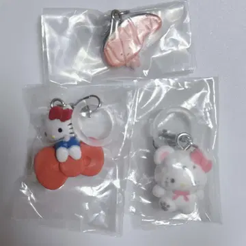 푹신푹신 스노우 키티 메지루시 액세서리