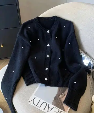 펄 장식 블랙 가디건 긴팔