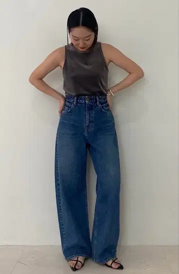 RED CARD TOKYO Montana