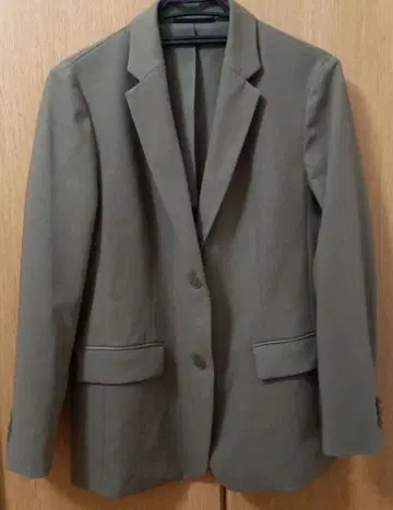 유니클로 테일러드 자켓 릴랙스핏 469908 올리브 S