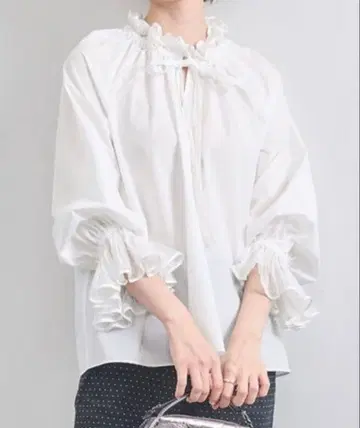 유나이티드 애로우즈 레이스 플리츠 프릴 블라우스 프릴 리본 블라우스