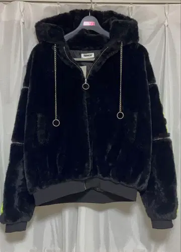 THICC 후드 부착 보아 자켓 블랙