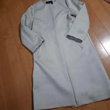 새상품급 재스그리티 코트