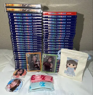 FRUITS ZIPPER의 CD와 굿즈