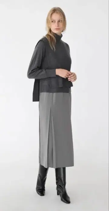 Aga 이소재 도킹 원피스 셋업