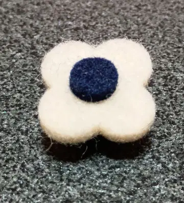 새상품 LARDINI 라르디니 부토니에르 라펠 핑