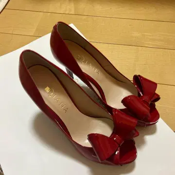 Diana 빨간색 리본 포함 오픈토 23.5cm