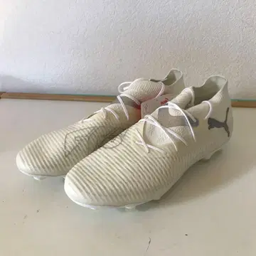 새상품 택 포함 푸마 남성용 축구 스파이크